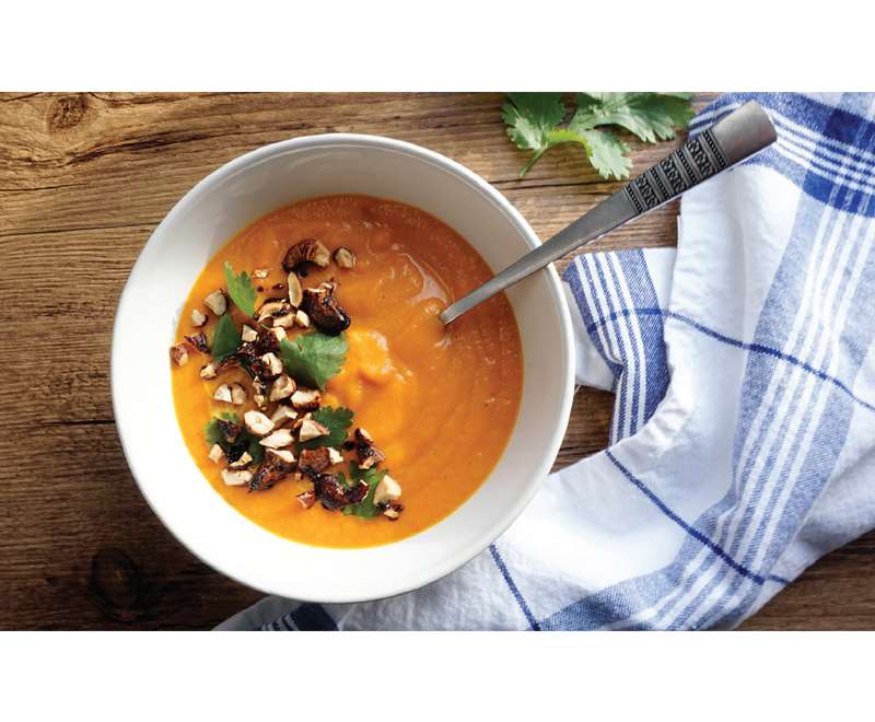 Potage aux carottes au lait de coco et gingembre Potage aux carottes au lait de coco et gingembre